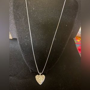 New 925 silver filled necklace